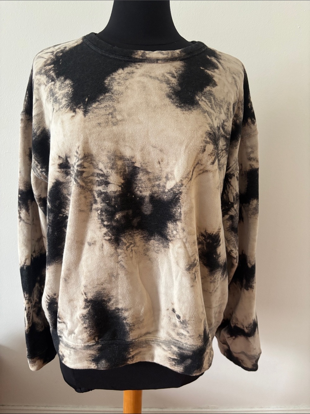 Tie-Dye Crewneck Sweater in Black and Beige